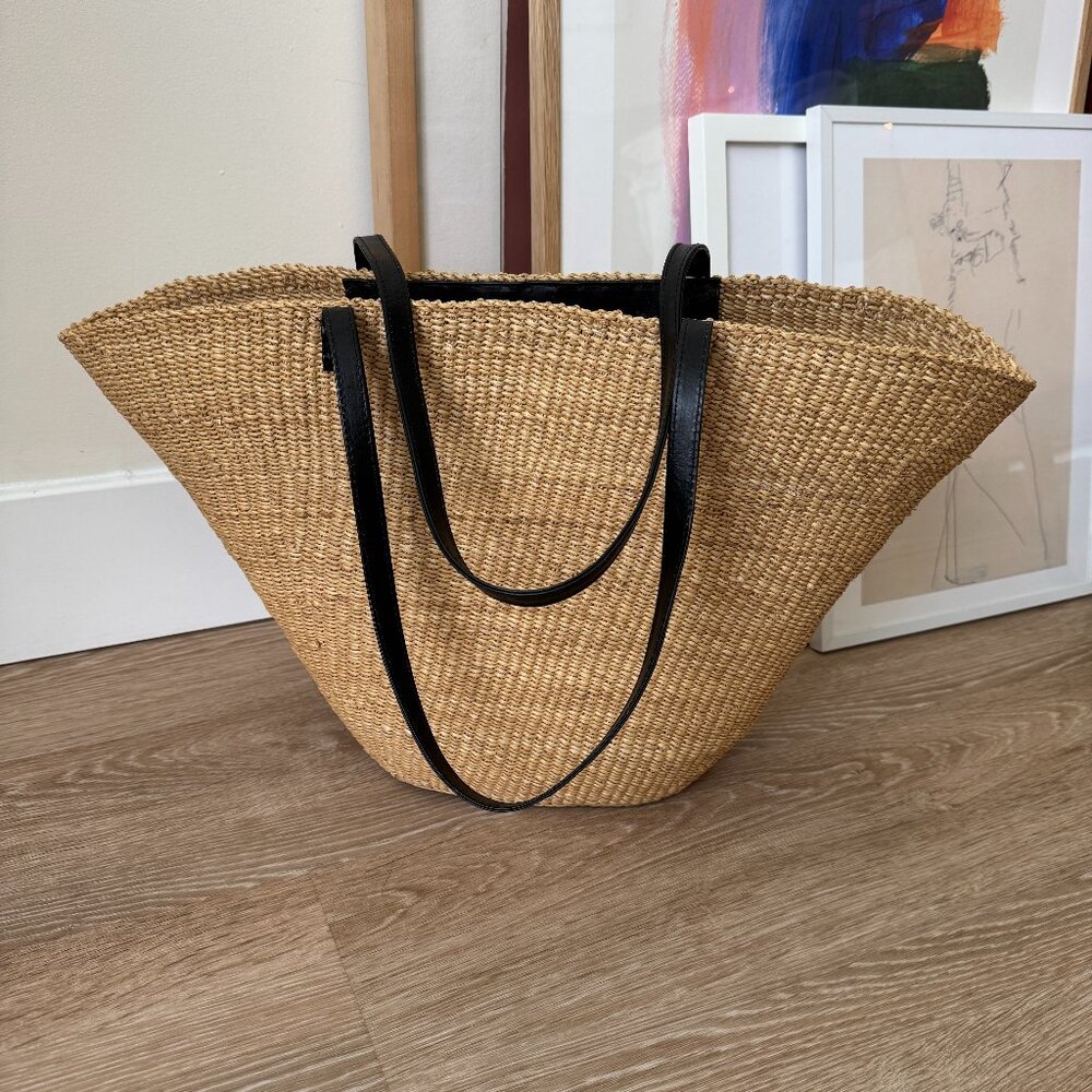 Bembien Sola tote NWOT